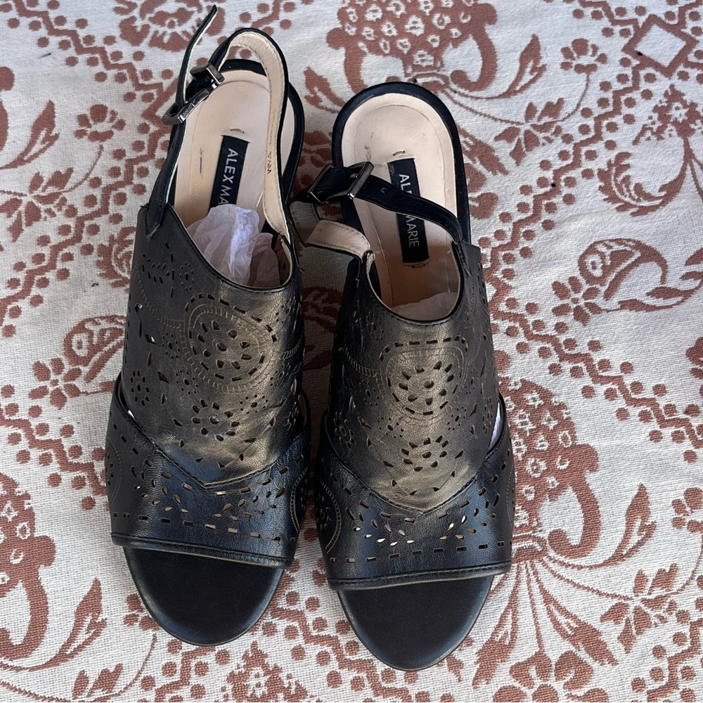 (EUC) Alex Marie Black Perforated Leather Slingback Sandals with Buckle